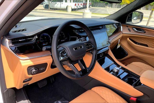 new 2026 Jeep Grand Cherokee car, priced at $60,999