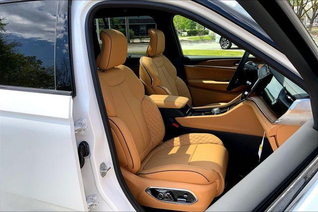 new 2026 Jeep Grand Cherokee car, priced at $60,999