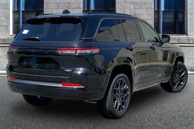 new 2026 Jeep Grand Cherokee car, priced at $62,499