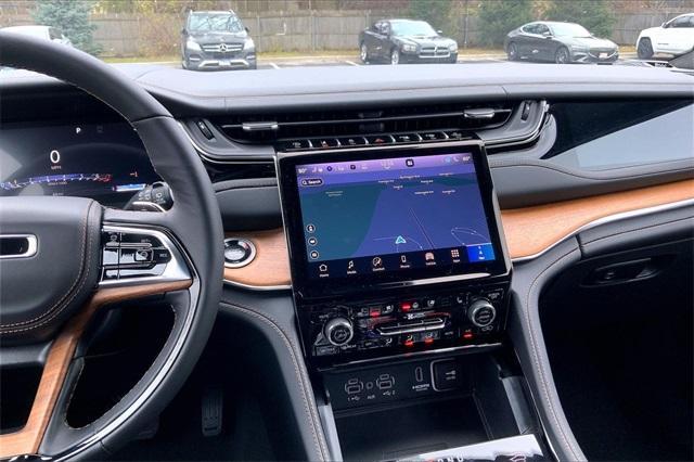 new 2025 Jeep Grand Cherokee car, priced at $59,301