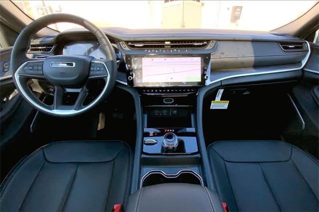 new 2026 Jeep Grand Cherokee car, priced at $49,985