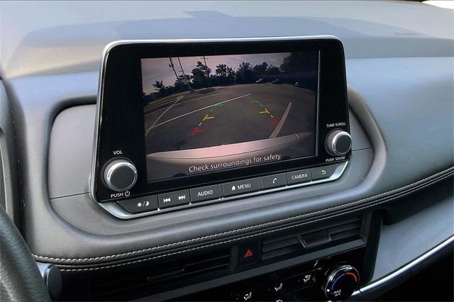 used 2024 Nissan Rogue car, priced at $18,959