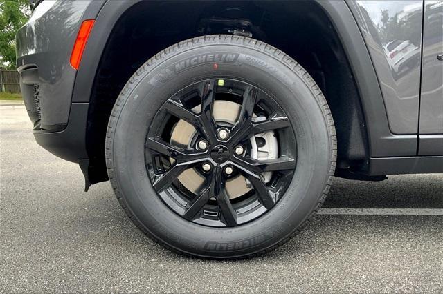 new 2025 Jeep Grand Cherokee L car, priced at $41,357