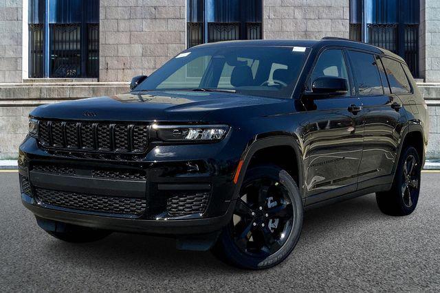 new 2025 Jeep Grand Cherokee L car, priced at $42,495