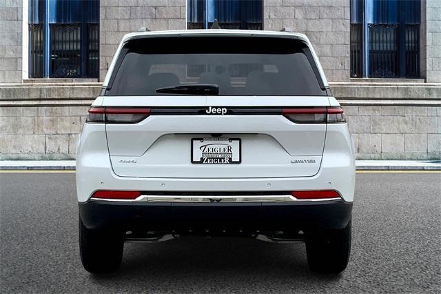 new 2025 Jeep Grand Cherokee car, priced at $38,724