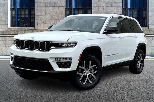 new 2025 Jeep Grand Cherokee car, priced at $42,049