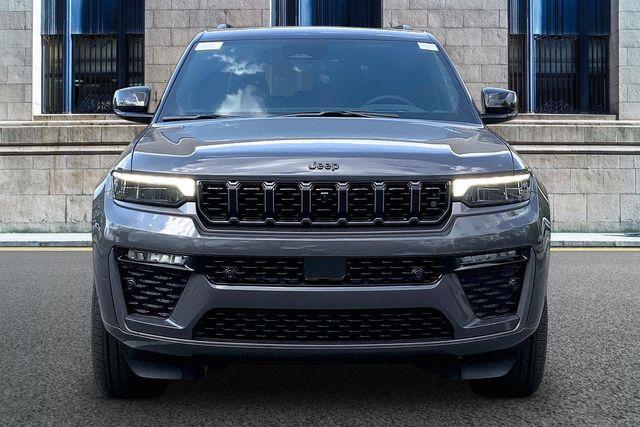 new 2026 Jeep Grand Cherokee car, priced at $62,499