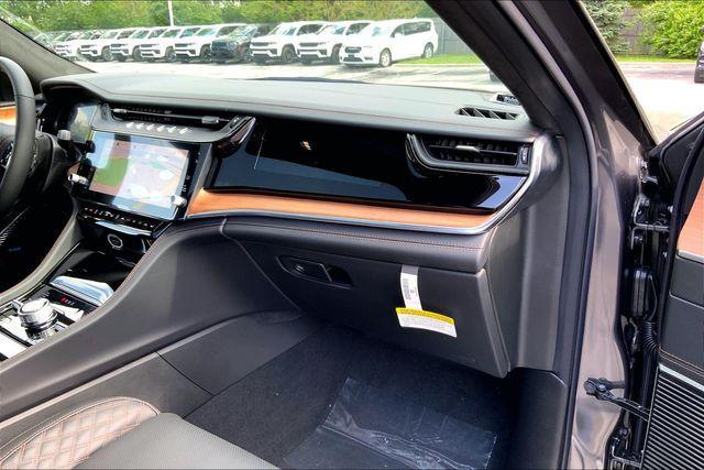 new 2026 Jeep Grand Cherokee car, priced at $62,499