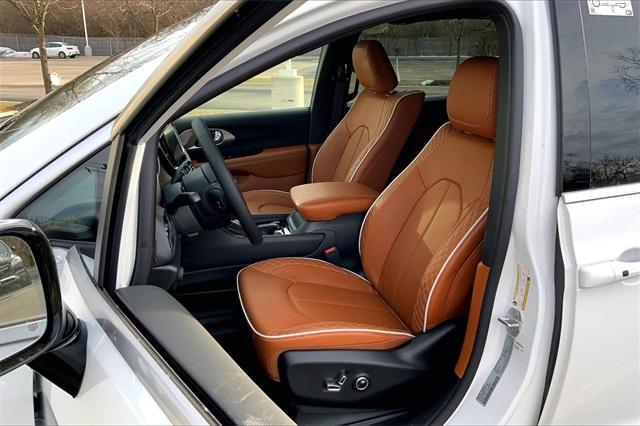 new 2026 Chrysler Pacifica car, priced at $57,328