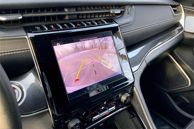 used 2022 Jeep Grand Cherokee car, priced at $28,401