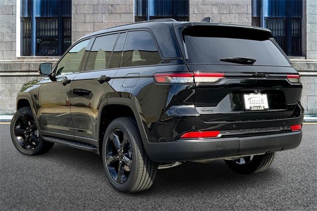 new 2025 Jeep Grand Cherokee car, priced at $42,971