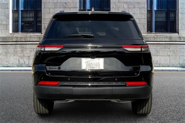 new 2025 Jeep Grand Cherokee car, priced at $42,971