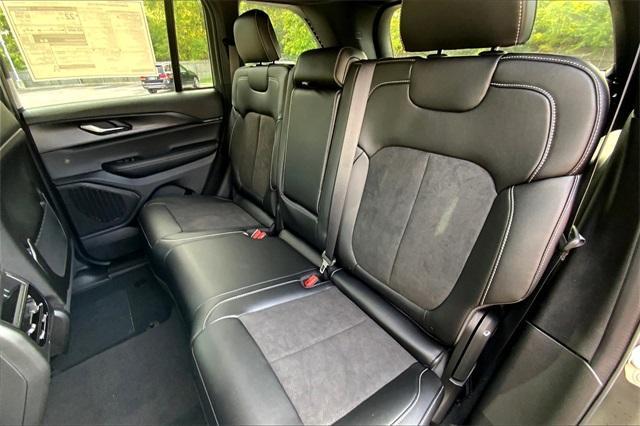 new 2025 Jeep Grand Cherokee car, priced at $42,971