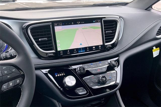 new 2026 Chrysler Pacifica car