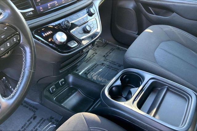 used 2021 Chrysler Pacifica car, priced at $22,829