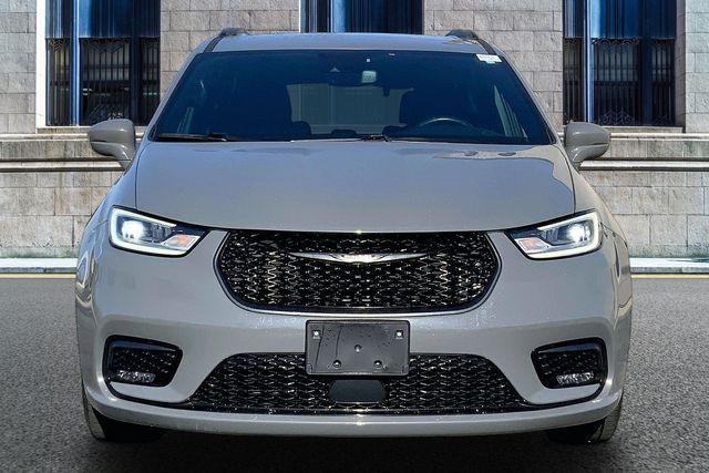used 2021 Chrysler Pacifica car, priced at $22,829