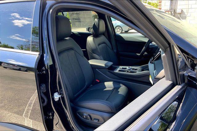 new 2026 Jeep Cherokee car, priced at $44,995