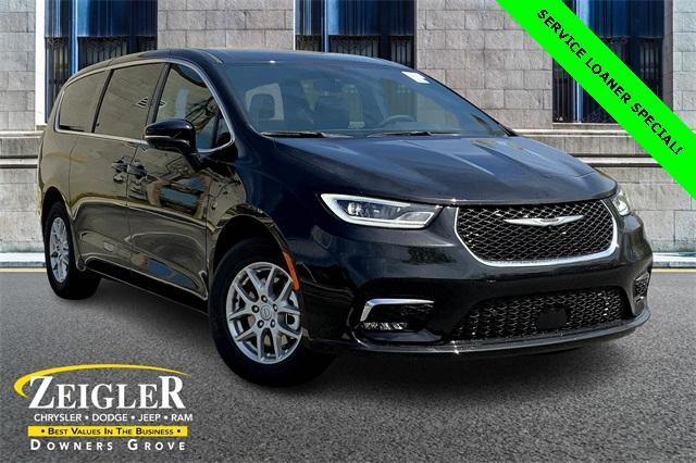 new 2025 Chrysler Pacifica car, priced at $37,995