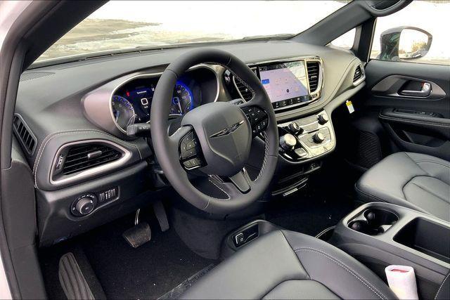 used 2026 Chrysler Pacifica car, priced at $48,022