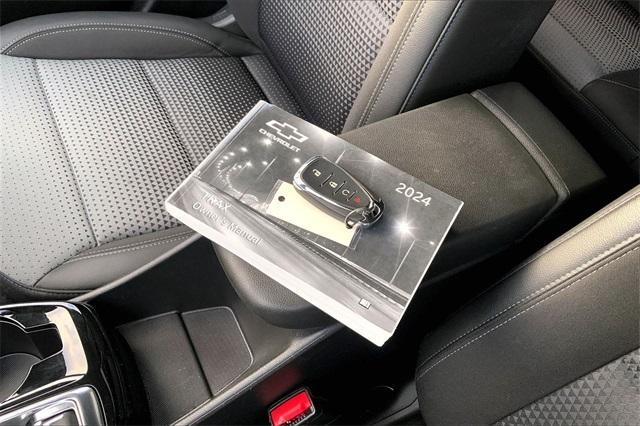 used 2024 Chevrolet Trax car, priced at $21,054