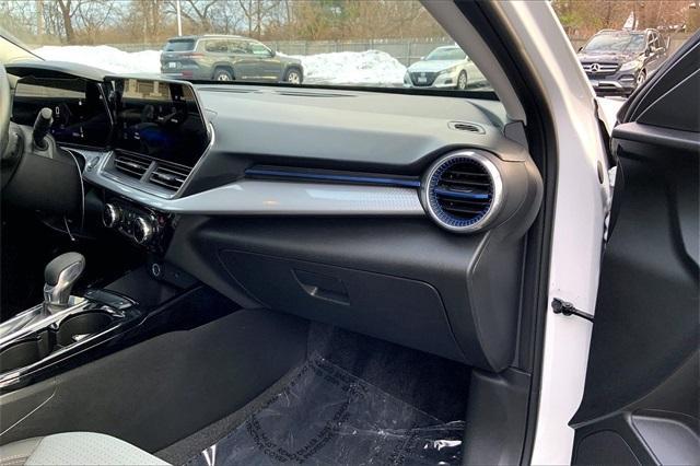 used 2024 Chevrolet Trax car, priced at $21,054