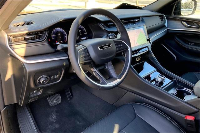 new 2026 Jeep Grand Cherokee car, priced at $54,575