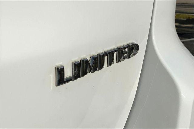 used 2022 Jeep Grand Cherokee WK car, priced at $24,610