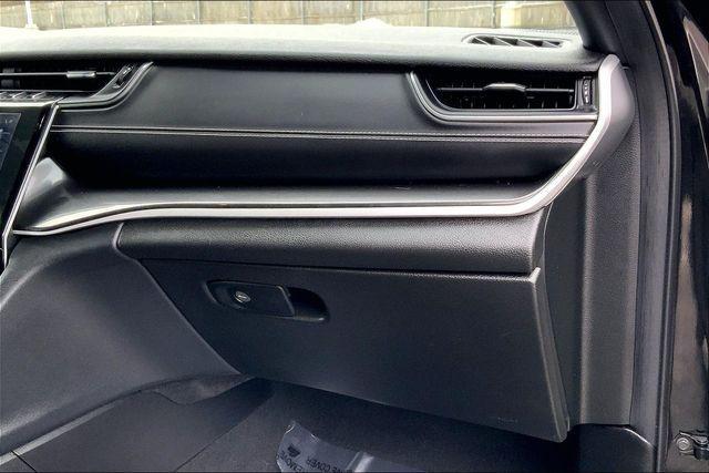 used 2022 Jeep Grand Cherokee car, priced at $28,443