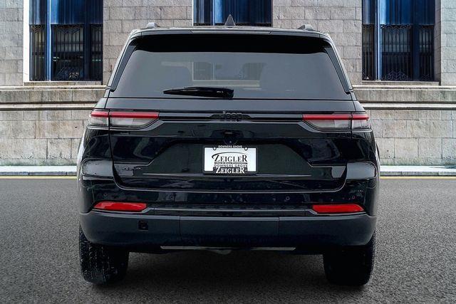 used 2022 Jeep Grand Cherokee car, priced at $28,443