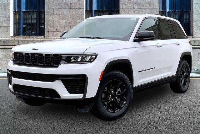 new 2026 Jeep Grand Cherokee car, priced at $45,481