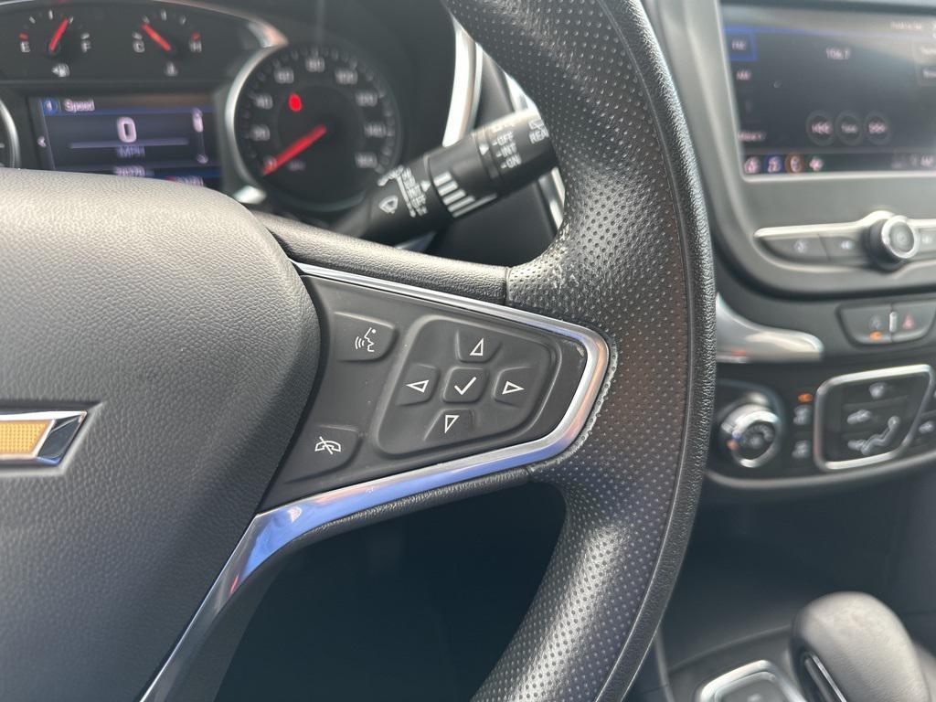 used 2023 Chevrolet Equinox car, priced at $19,698