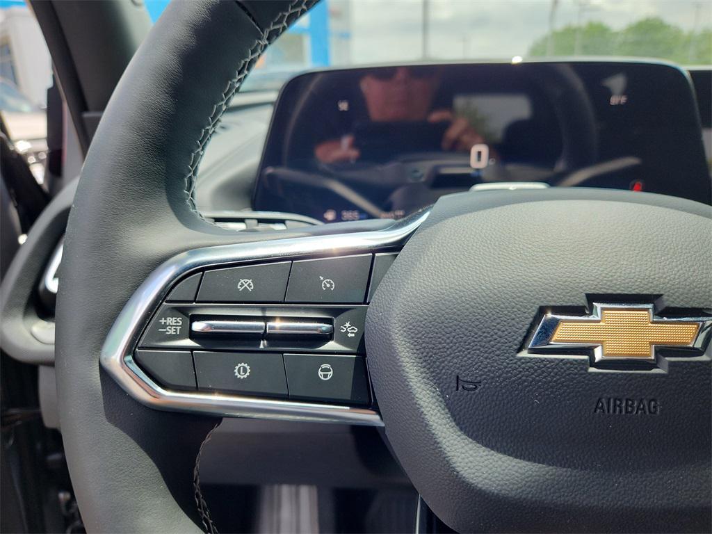 new 2025 Chevrolet Traverse car, priced at $48,285