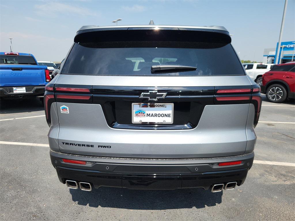 new 2026 Chevrolet Traverse car, priced at $47,004
