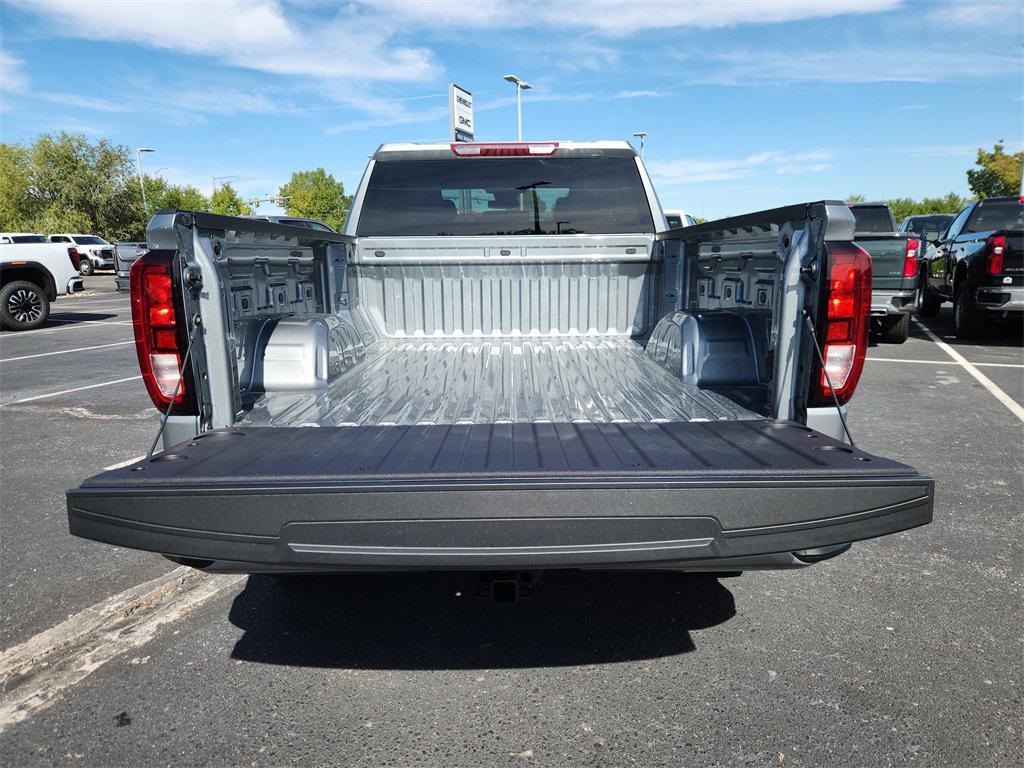 new 2026 GMC Sierra 1500 car, priced at $46,724