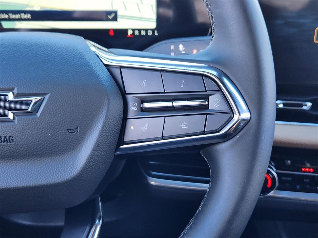 new 2026 Chevrolet Equinox car, priced at $35,000