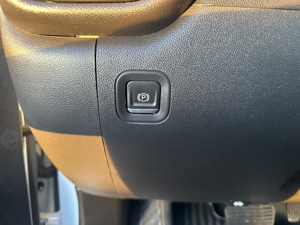 used 2023 Chevrolet Silverado 1500 car, priced at $32,698