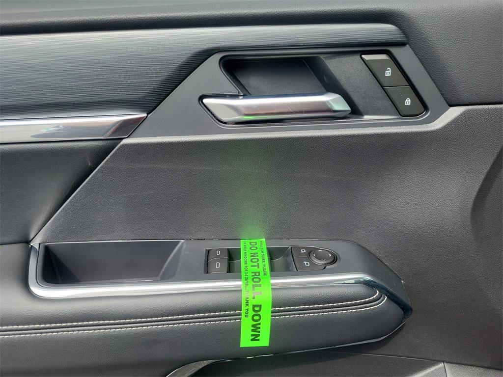 new 2025 GMC Acadia car, priced at $47,140