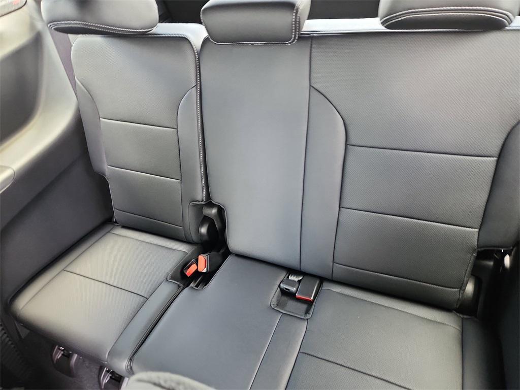 new 2025 Chevrolet Traverse car, priced at $46,195