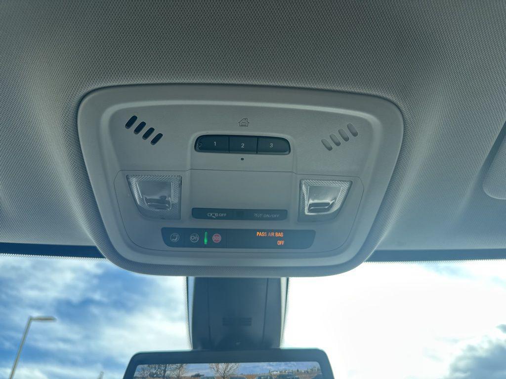 used 2018 Chevrolet Traverse car, priced at $20,998