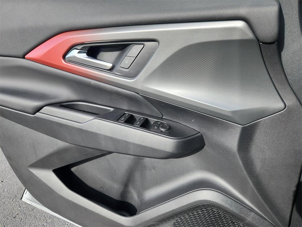 new 2026 Chevrolet Equinox EV car, priced at $44,395