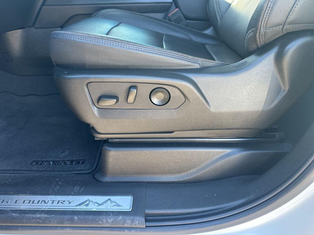 used 2023 Chevrolet Tahoe car, priced at $62,998