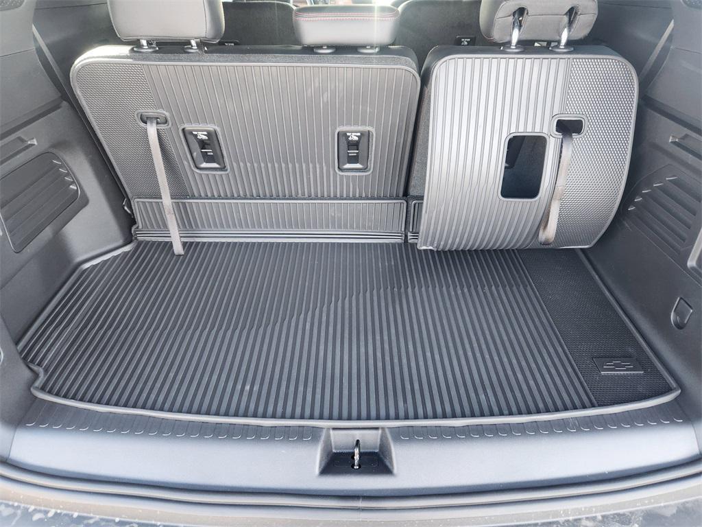 new 2026 Chevrolet Traverse car, priced at $52,445