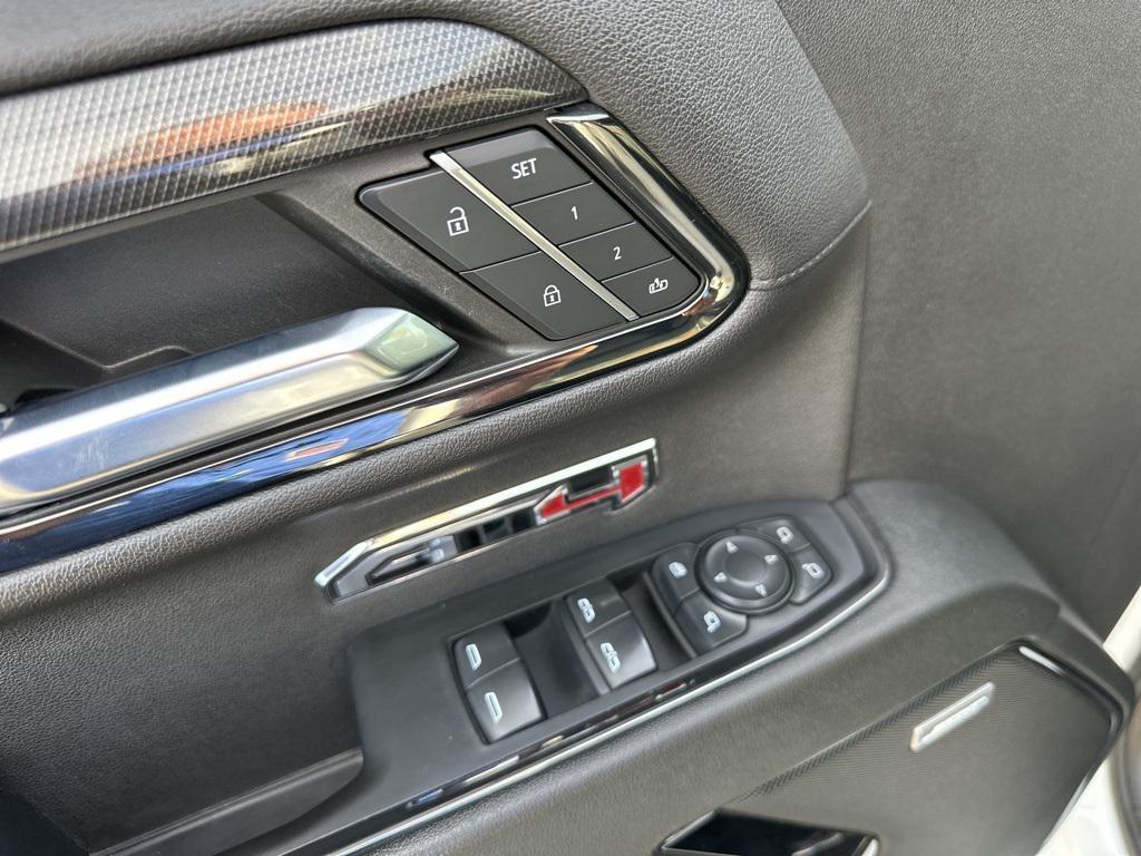 used 2024 GMC Sierra 1500 car, priced at $44,298