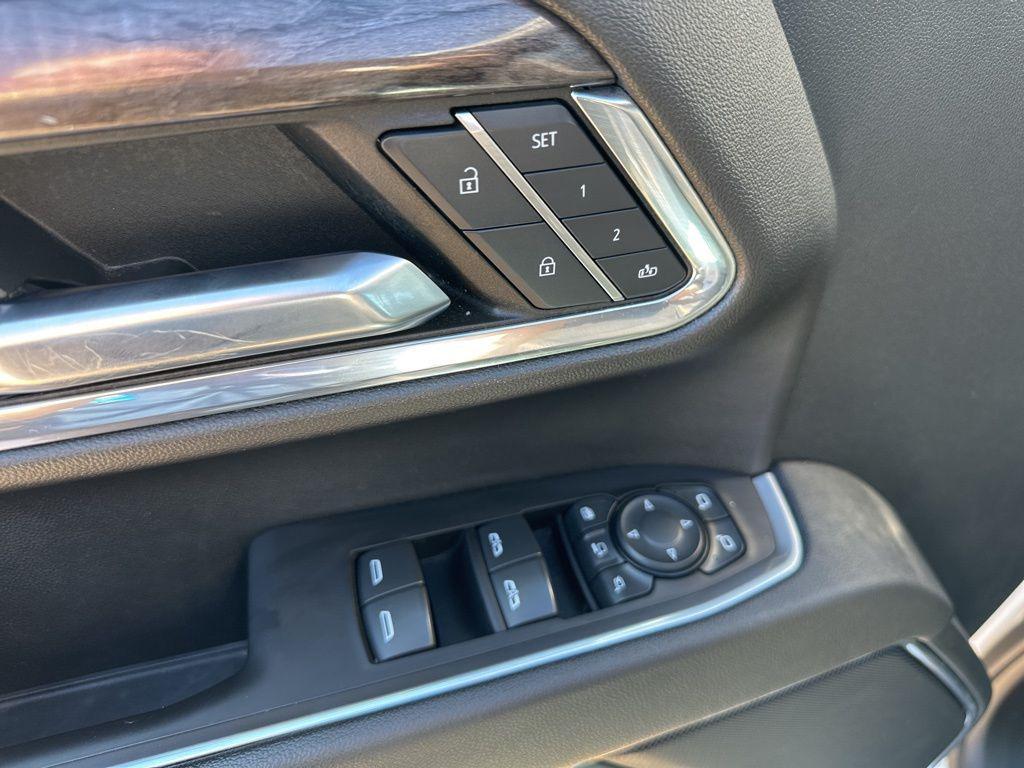 used 2024 Chevrolet Silverado 2500 car, priced at $63,998