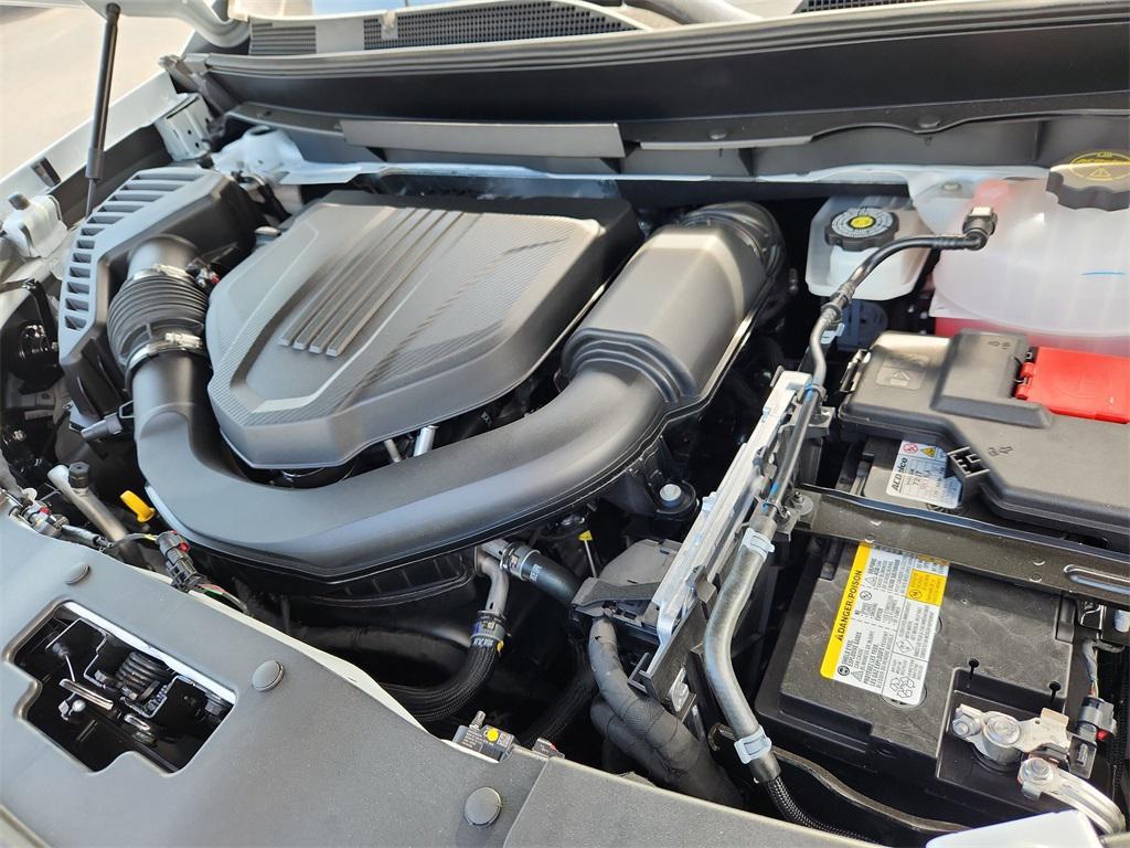 new 2025 Chevrolet Traverse car, priced at $43,695