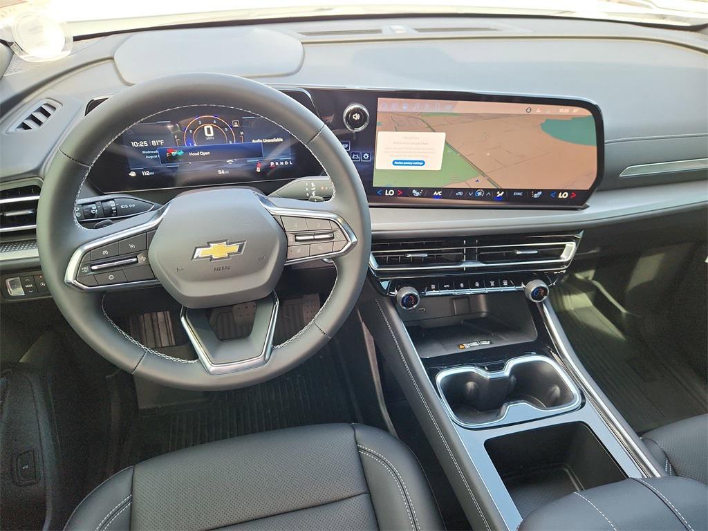 new 2025 Chevrolet Traverse car, priced at $43,695