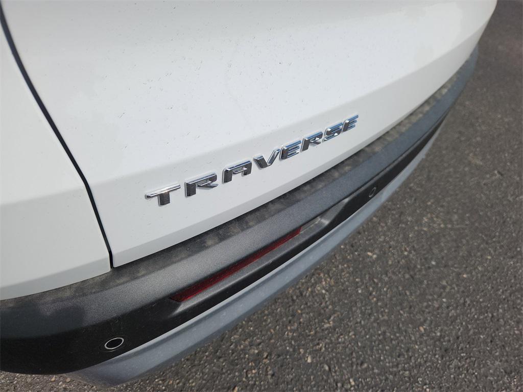 new 2025 Chevrolet Traverse car, priced at $43,695