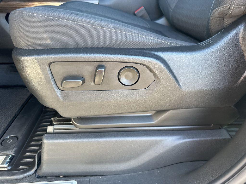 used 2023 Chevrolet Silverado 1500 car, priced at $42,998