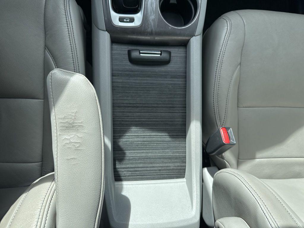 used 2016 Honda Pilot car, priced at $17,998