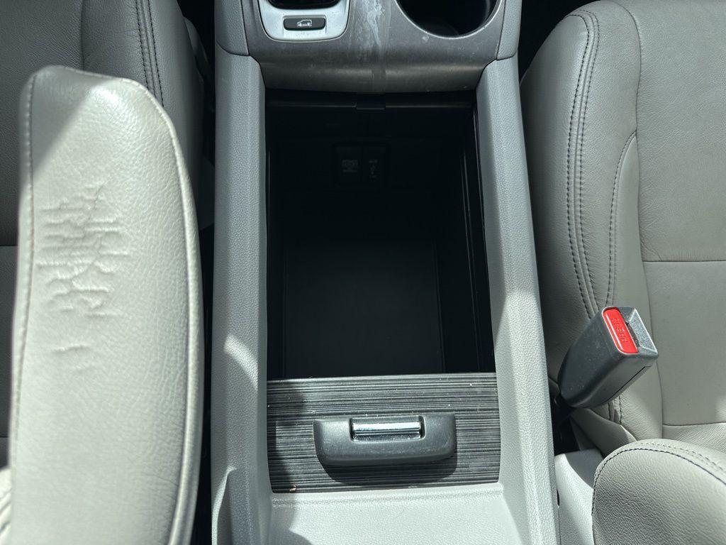 used 2016 Honda Pilot car, priced at $17,998